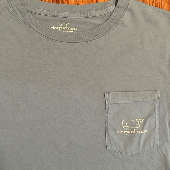 Vineyard Vines NBW light blue tee - Picture 4 of 5
